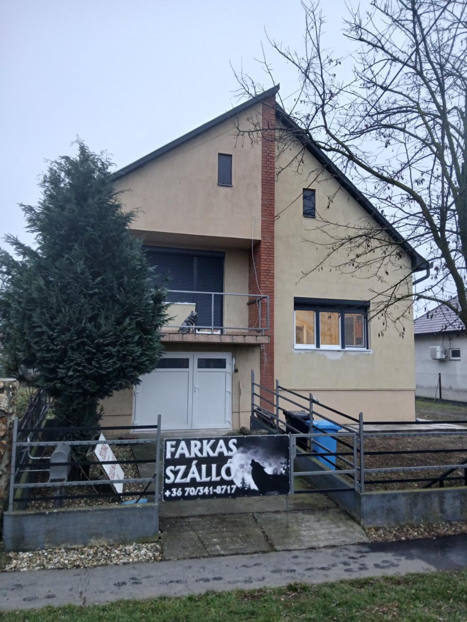 Farkas Szálló Barand Exterior foto